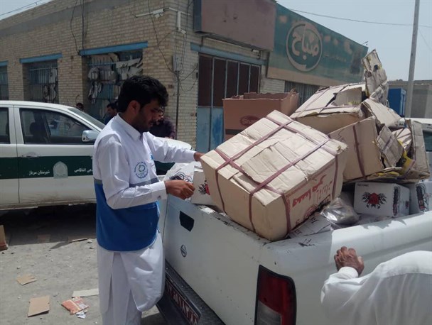 کشف و ضبط ۳۵ تن مواد غذایی تاریخ مصرف گذشته در سرباز