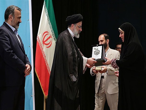 معرفی و شناسایی بانوان فرهیخته و نیکوکار در جشنواره «جایزه جهانی گوهرشاد»