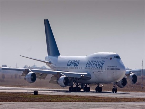 آرژانتین به پنج خدمه باقیمانده هواپیمای باری ونزوئلایی اجازه خروج داد