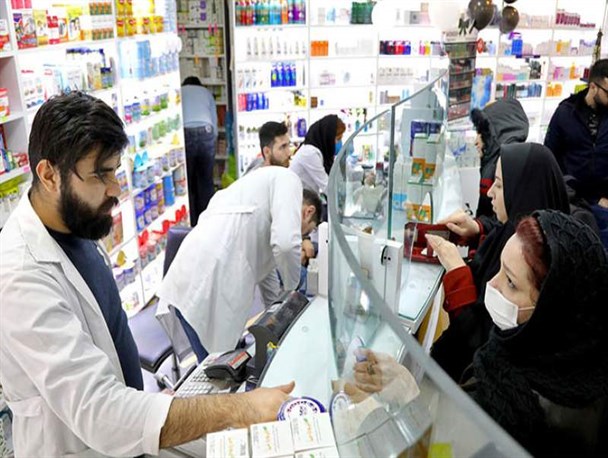 سرگردانی مردم زاهدان برای تهیه "سِرُم"/ شربت آزیترومایسین موجود نیست