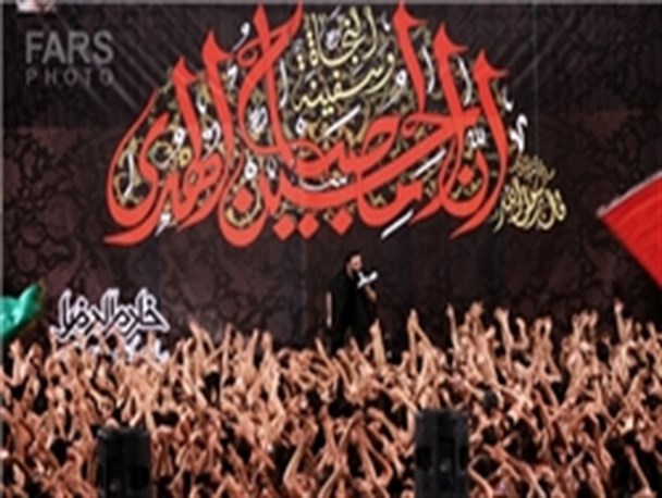 عزاداری عاشورا در مازندران زیر باراش باران / تصاویر