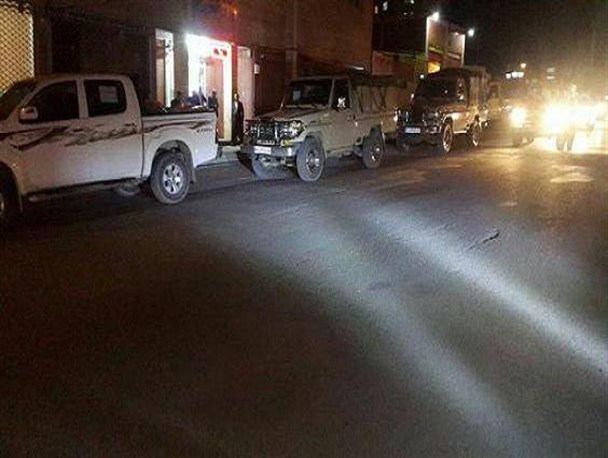 اولین کاروان کمک های مردمی بانه به زلزله زدگان اعزام شد