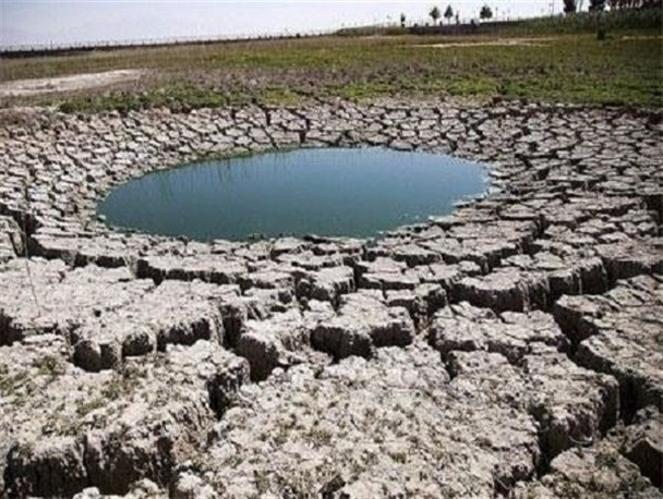 خشکیدن بیش از ۱۰۰ رشته قنات در خمین/۲۲۸ میلیون مترمکعب کسری مخازن آب در استان مرکزی