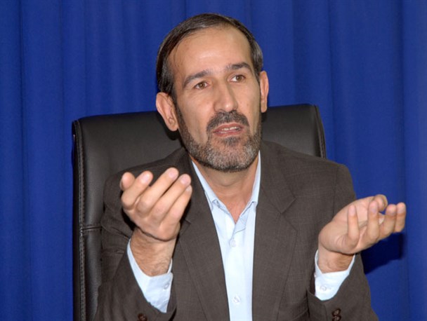 رسانه ها بی عدالتی و تخلفات مدیران را فریاد بزنند