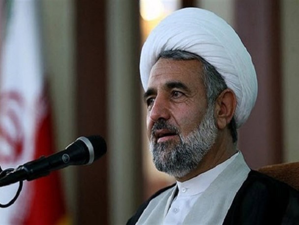 اظهارات ظریف بازی در زمین دشمن است / در آستانه ایجاد کانال مالی با اروپا این گونه صحبت‌ها شائبه انگیز و مصیبت ساز است
