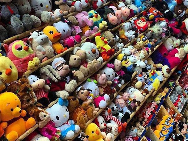 اسباب‌بازی؛ وسیله‌ای برای شبیخون فرهنگی به کودکان ایرانی/ خلأ بازی‌های سنتی باید جبران شود