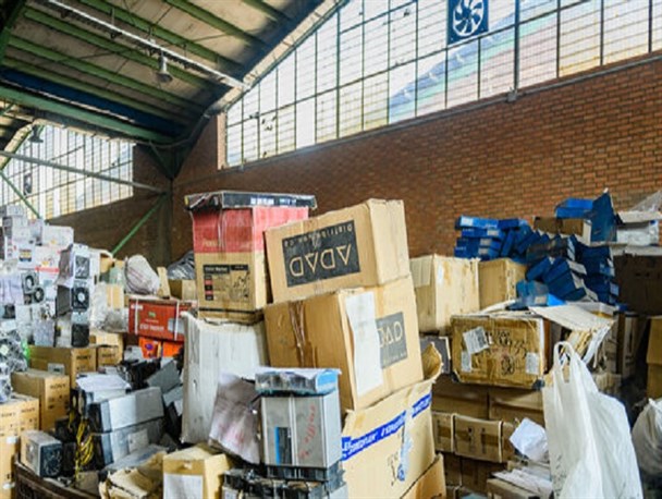 حاکم شرع اموال تملیکی دستور توقف فروش کیلویی تلفن همراه را صادر کرد