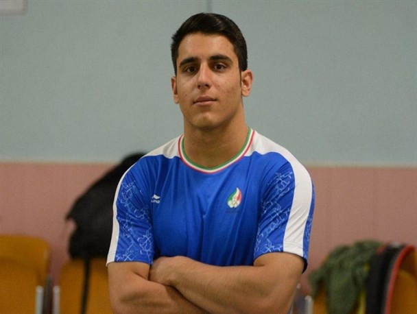 اهدای مدال معتمدی به موزه آستان قدس رضوی/ وزنه بردار تیم ملی خادمیار شد