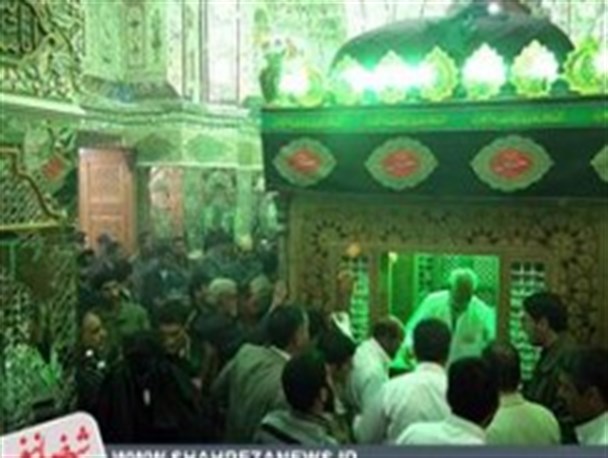 حرم مطهر امامزاده شاهرضا غبار روبی و عطرافشانی شد