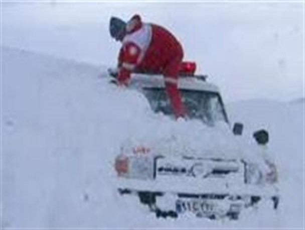 نجات زن باردار این بار در روستای صعب العبور " مهره گرمی "