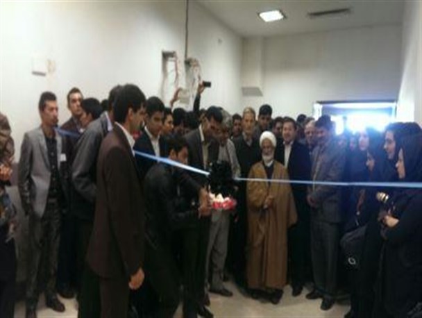 نمایشگاه دستاوردهای پژوهشی در دانشگاه آزاد زابل افتتاح شد