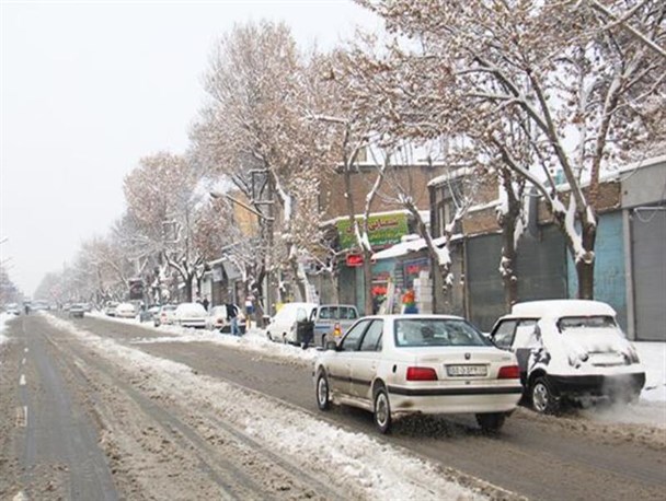 زیبایی های یک روز برفی در ارومیه