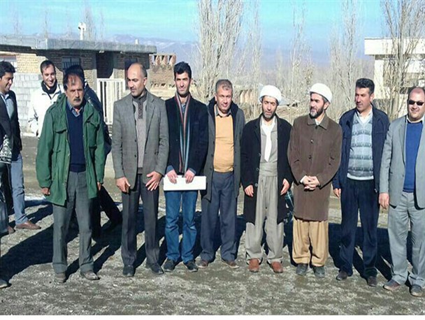 کلنگ زنی مدرسه 9 کلاسه در راژان ارومیه