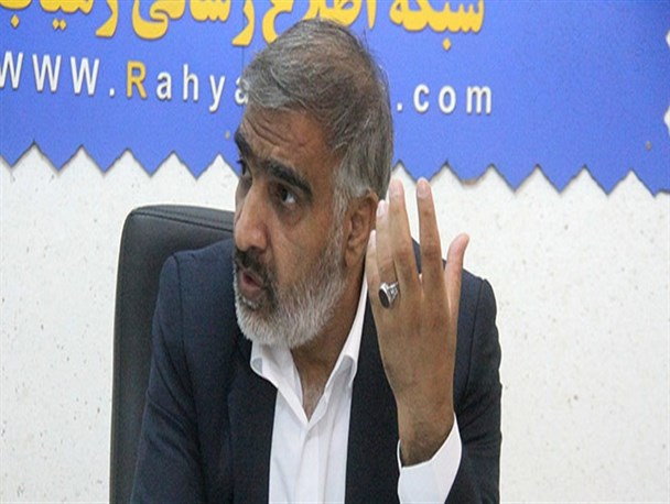 انتقال آب به استان های دیگر بر اساس مبنای علمی نیست/بودجه خوزستان در بخش های مختلف کم شده است/بعضی از دولتمردان تفسیر غلطی از اعتبارات نفت دارند