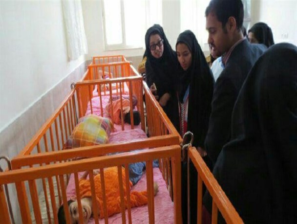 بازدید دانشجویان دانشگاه سما بیرجند از مرکز توانبخشی حضرت علی اکبر(ع)/ تصویری