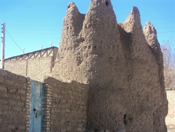 غبار فراموشی بر پیکر قلعه باستانی رابر نقش بست
