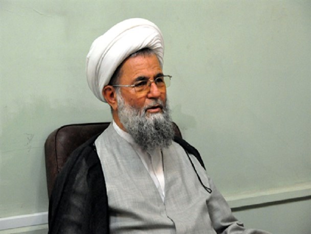 تریبون نماز جمعه برای تعریف و تمجید و یا کوبیدن جریان‌های داخل نظام نیست!
