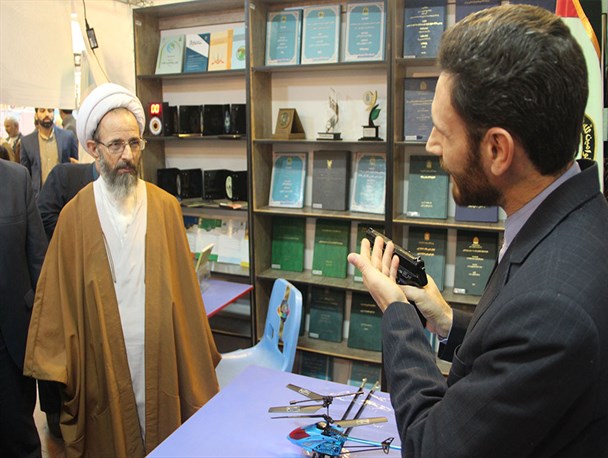 هفدهمین نمایشگاه دستاوردهای پژوهشی و فناوری استان قم