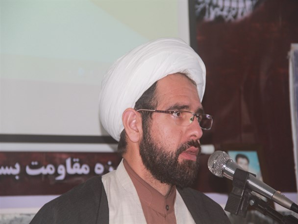 شهداء نماد بارز بصیرت و وظیفه شناسی در جامعه هستند / وظیفه امروز جوانان بصیرت افزایی، دشمن شناسی و پیروی از ولایت فقیه است