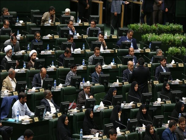نشست مجمع نمایندگان اصفهان با وزیر جهادکشاورزی برگزار شد