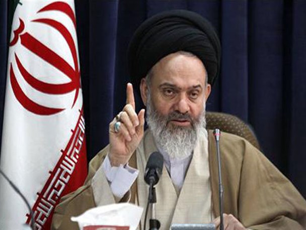 مساجد بهترین مکان برای مقابله با هجمه های دینی است/ مراقب باشیم جوانان تحت تاثیر دشمنان منحرف نشوند