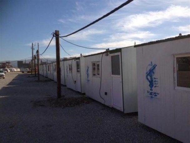 واگذاری ۵۰ کانکس به ایثارگران و رزمندگان دوران دفاع مقدس شهرستان سرپلذهاب