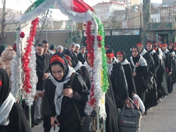 300 دانش آموز دختر الیگودرزی به اردوی راهیان نور اعزام شدند+تصویر