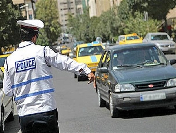 صدور ۴هزار مجوز تردد در شهرستان تاکستان قابل‌قبول نیست/ برخورد قانونی با پوشانندگان پلاک ماشین