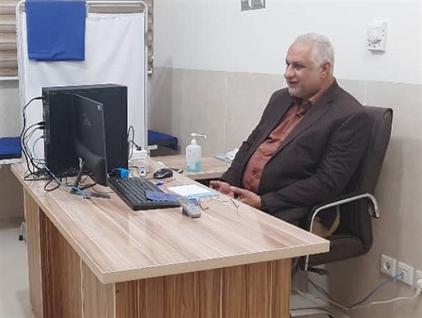 مشکل اصلی کمبود پزشک توزیع نامناسب است/ اشتغال ۱۵ هزار دکتر به کاری غیر از طبابت!