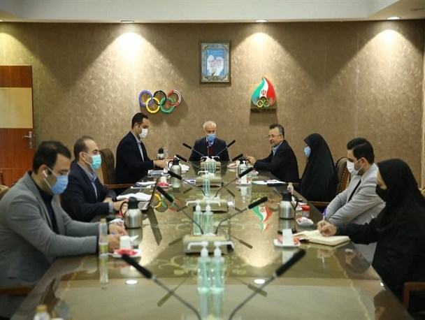 برگزاری نشست‌ کادر سرپرستی بازی‌های آسیایی هانگ‌ژو با مسئولان فدراسیون والیبال/ تأکید داورزنی بر حضور تیم ملی زنان در دهکده
