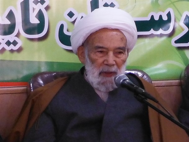 سران عربستان اگر عقل داشتند شیخ نمر را اعدام نمی کردند/خداوند خودش جزا و کیفر این جنایت آل سعود را خواهد داد