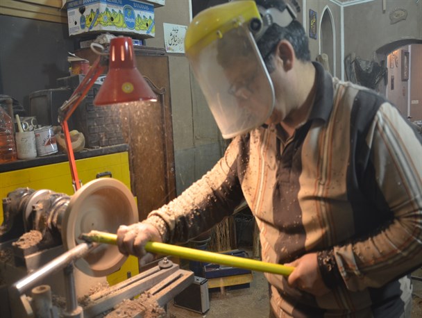 جولان کالای خارجی در دفتر مدیران مدعی حمایت / بازارچه صنایع دستی اردکان، به درستی مکان یابی نشده است