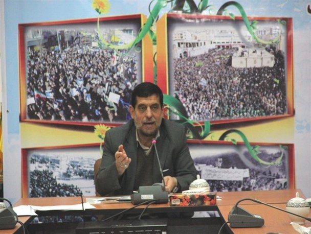 مساجد را سنگر انقلاب تعریف کنیم