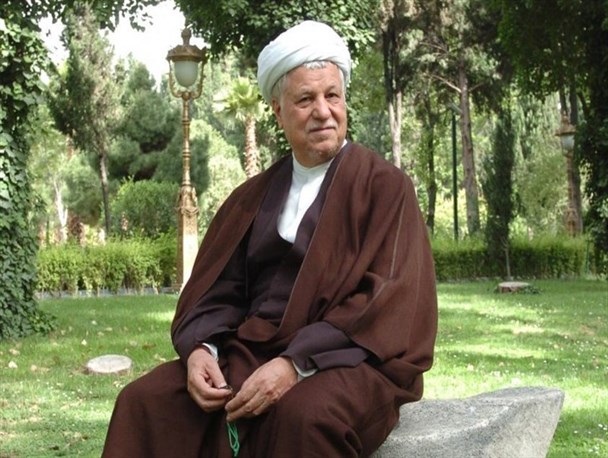 بالاترین مسئولیت ها بعد از انقلاب به مرحوم هاشمی واگذار شد/ ماموران ساواک هم از دست این انسان سیّاس و هوشمند خسته شده بودند