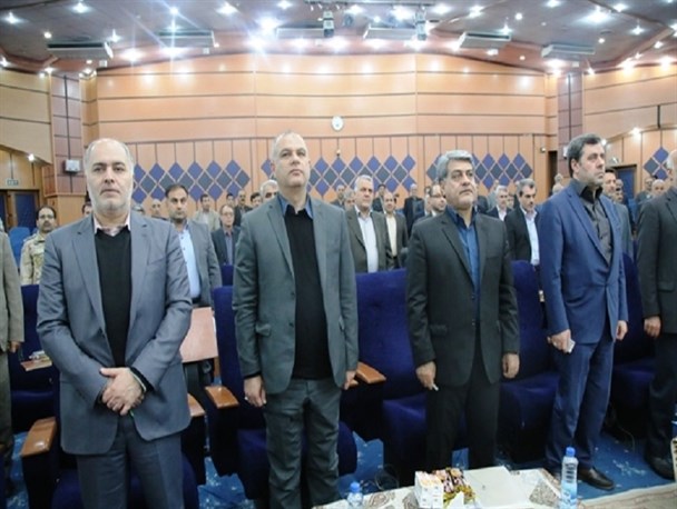 کاهش تملک دارائی‌ها به ازای ردیف بودجه نفت قابل قبول نیست/انتقال آب ناشی از ضعف مدیریتی وزیر نیرو است/مدیران دستگاهها بر مجموعه های تحت نظرخود نظارت ندارند
