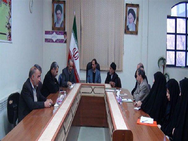 خانواده‌های معظم شهدا سرمایه‌های معنوی کشور هستند
