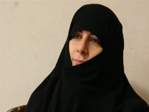 هدف دشمنان نابودی ارزش زن ایرانی است