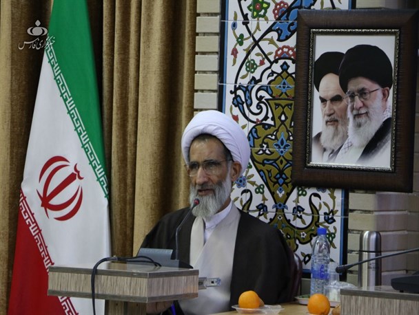 سیاسی بازی وتقویت جناح ها آفتی بزرگ در برخی رسانه ها/ بیان دستاوردهای انقلاب اسلامی پایه های نظام را محکم می کند