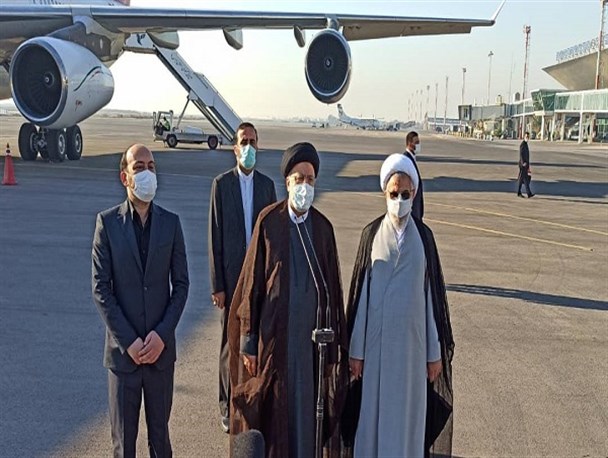 آیت الله رئیسی: توسعه هرمزگان را بیش از گذشته شاهد خواهیم بود/ ظرفیت های تجاری و گردشگری استان مورد توجه دولت است