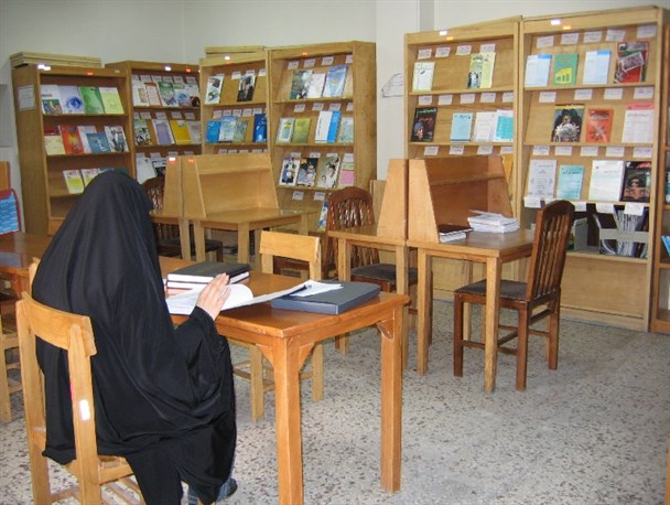 کتابخانه رضی آرتیمانی تویسرکان کتابخانه برتر فرهنگی کشور شد