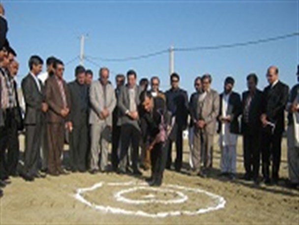 66 واحد مسکونی مددجویی درچابهار کلنگ زنی شد