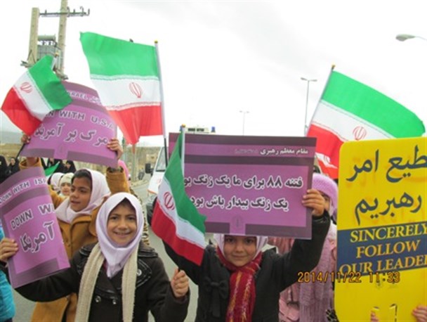 تجلی حماسه حضور نسل امروزی هادر راهپیمایی۲۲بهمن+ تصاویر