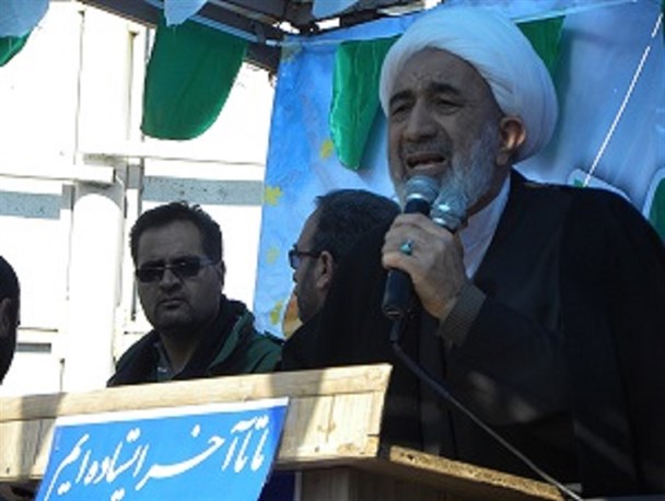 امروز تفکر انقلاب اسلامی در حال گسترش و الگوبرداری در جهان اسلام است/تضعیف کنندگان رهبری نظام، سیلی محکمی از ملت خواهند خورد