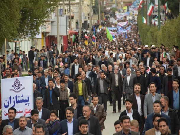فریاد مرگ بر آمریکا در خیابان آزادی مسجدسلیمان