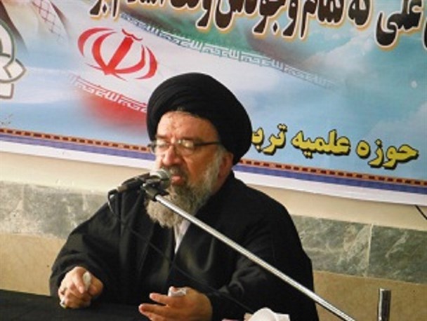 گفتمان حضرت زهرا(س) ولایتمداری است/ حفظ انقلاب اسلامی مستلزم تبیین و خستگی ناپذیری است
