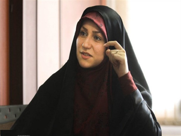 هدف دشمن از تخریب حجاب گرفتن درون مایه مذهبی از جامعه ایرانی است