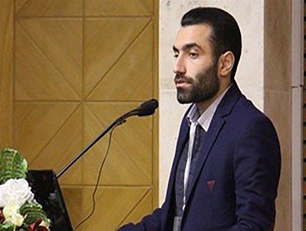 کارآمدی نظام ۴۰ سال در مقابل ۴۰۰ سال