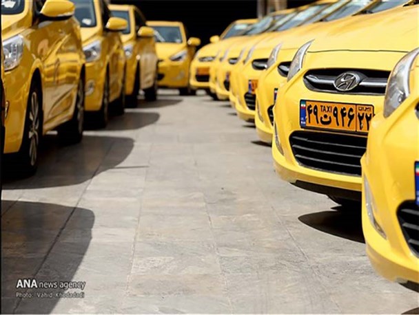 ۳ دفتر نمایندگی تاکسی اینترنتی در بروجرد مجوز فعالیت دریافت کردند