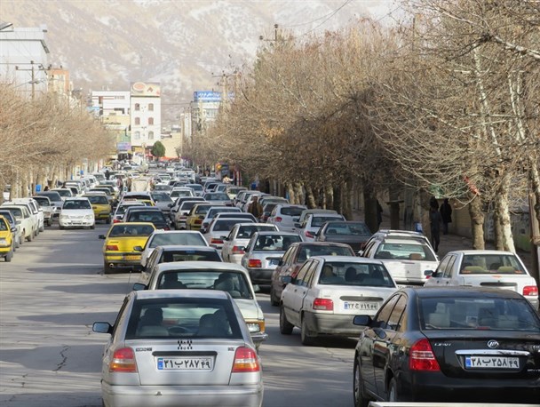 اعتراض رانندگان تاکسی بیسیم به افزایش حق کمیسیون / مدیرعامل تاکسرانی یاسوج: مشکل رانندگان معترض بررسی می شود