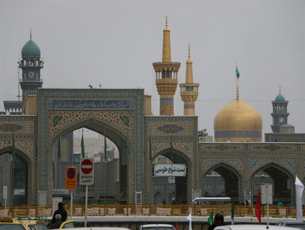 اعزام دانش آموزان بشاگردی به مشهد مقدس/ زائران رضوی مهمان خوان بابرکت امام رئوف
